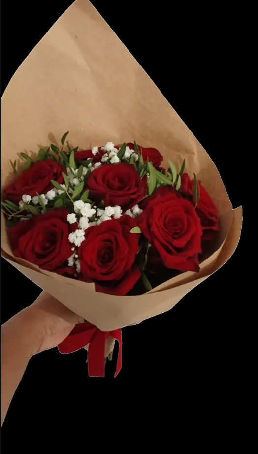 Buquê de rosas naturais vermelhas